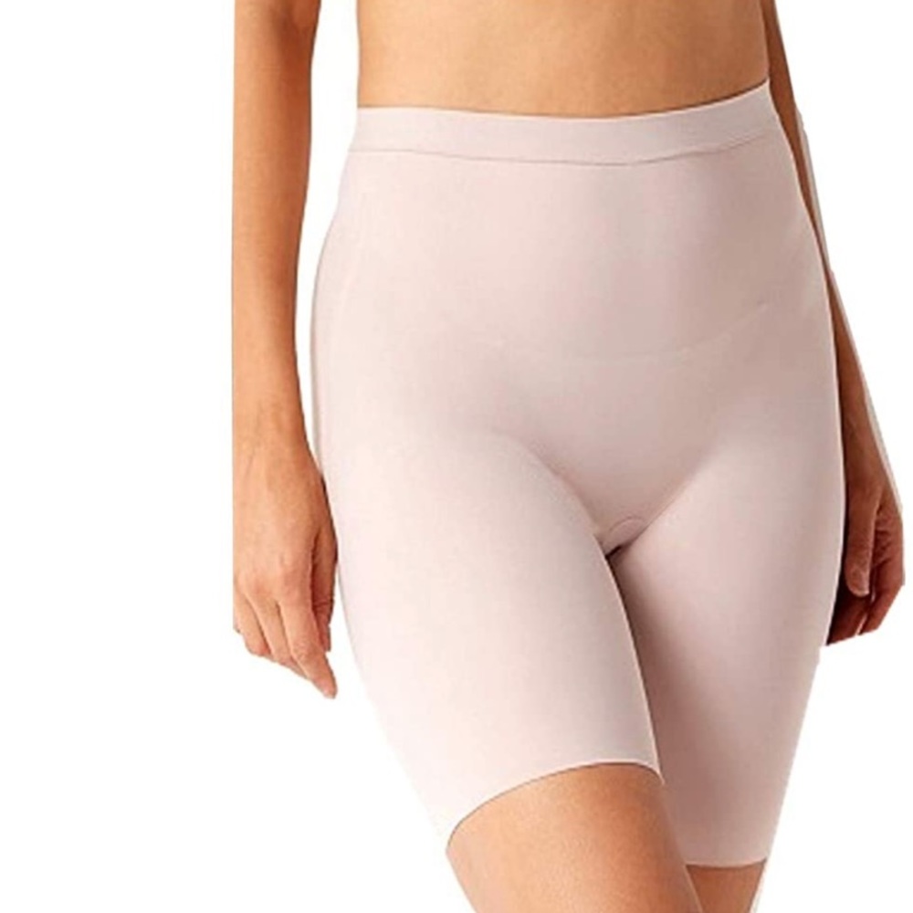 SOLD - Spanx High Rise Mid Thigh Short Shapewear Size 1X Nude
